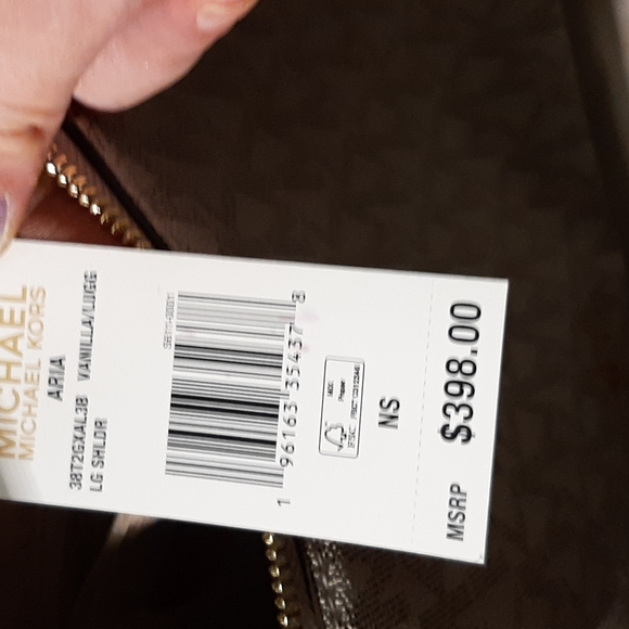 Michael kors Purses (brand new) - Picture 3 of 4